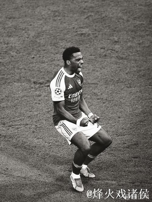 主场力克拜仁，廷贝尔晒照：展现强队风范